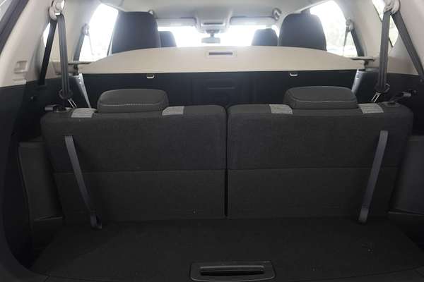 2024 Nissan X-TRAIL ST T33