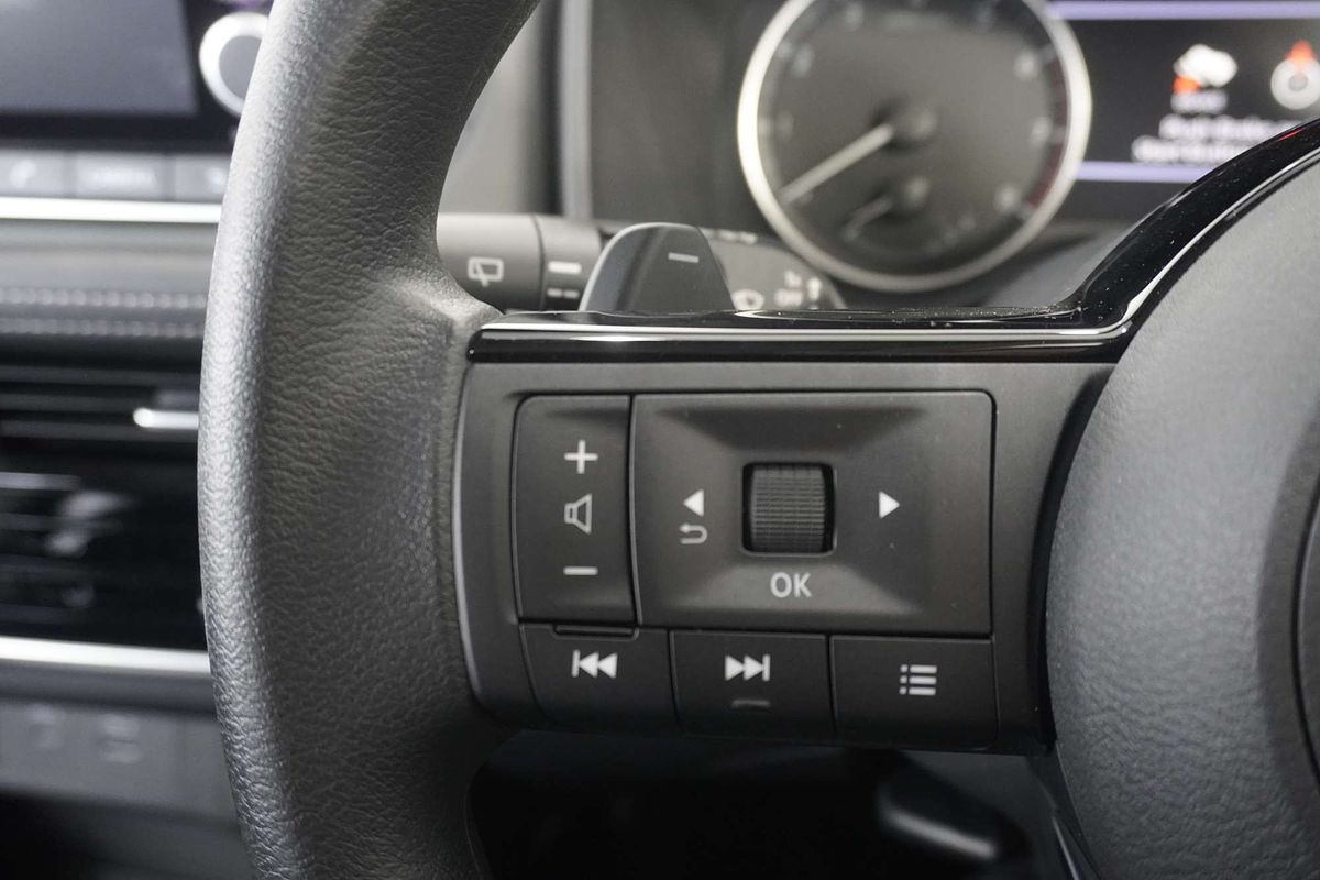 2024 Nissan X-TRAIL ST T33