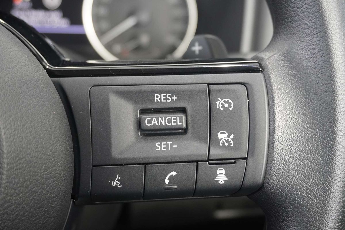 2024 Nissan X-TRAIL ST T33