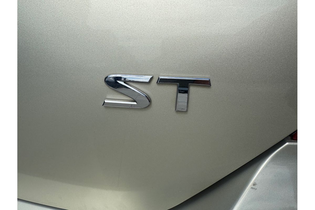 2006 Nissan Tiida ST C11