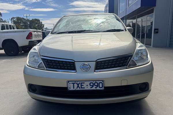 2006 Nissan Tiida ST C11