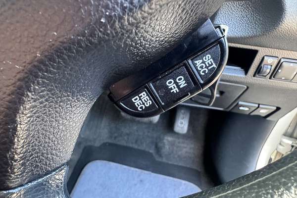 2006 Nissan Tiida ST C11