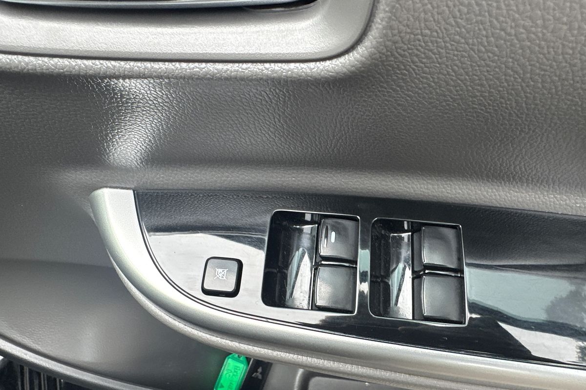 2016 Mitsubishi Triton Exceed MQ 4X4