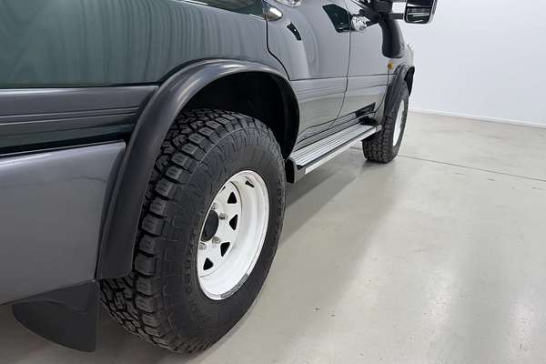 2000 Toyota Landcruiser GXL HDJ100R