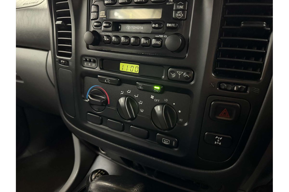 2000 Toyota Landcruiser GXL HDJ100R