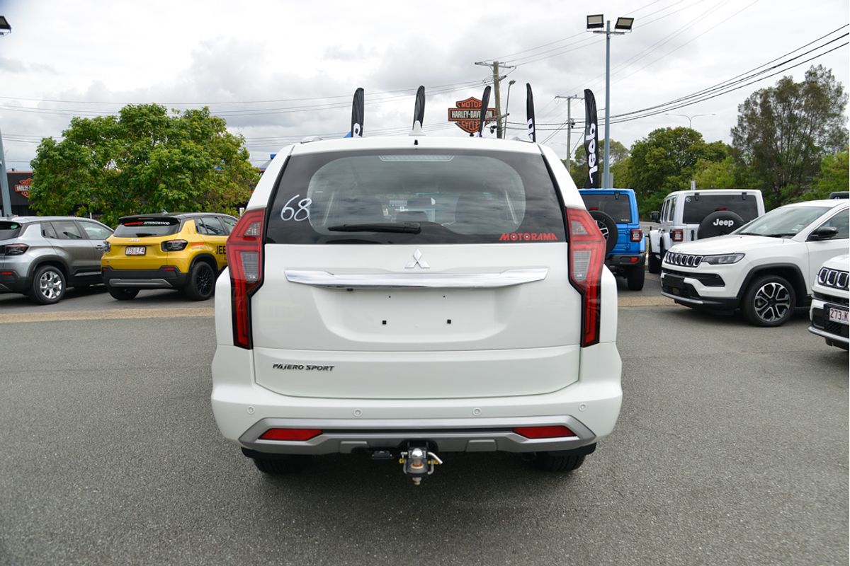 2023 Mitsubishi Pajero Sport GLX QF