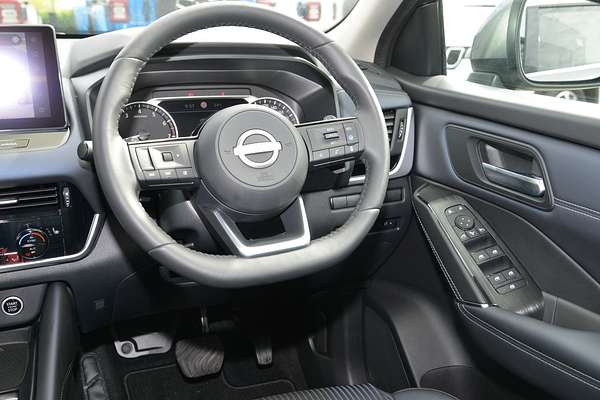 2023 Nissan QASHQAI ST-L J12