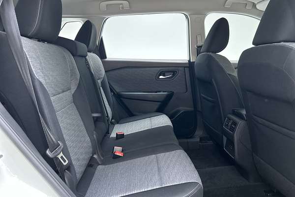 2023 Nissan X-TRAIL ST T33