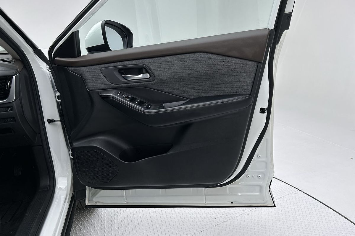 2023 Nissan X-TRAIL ST T33