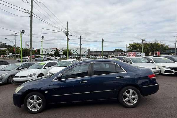 2005 Honda ACCORD VTi 40