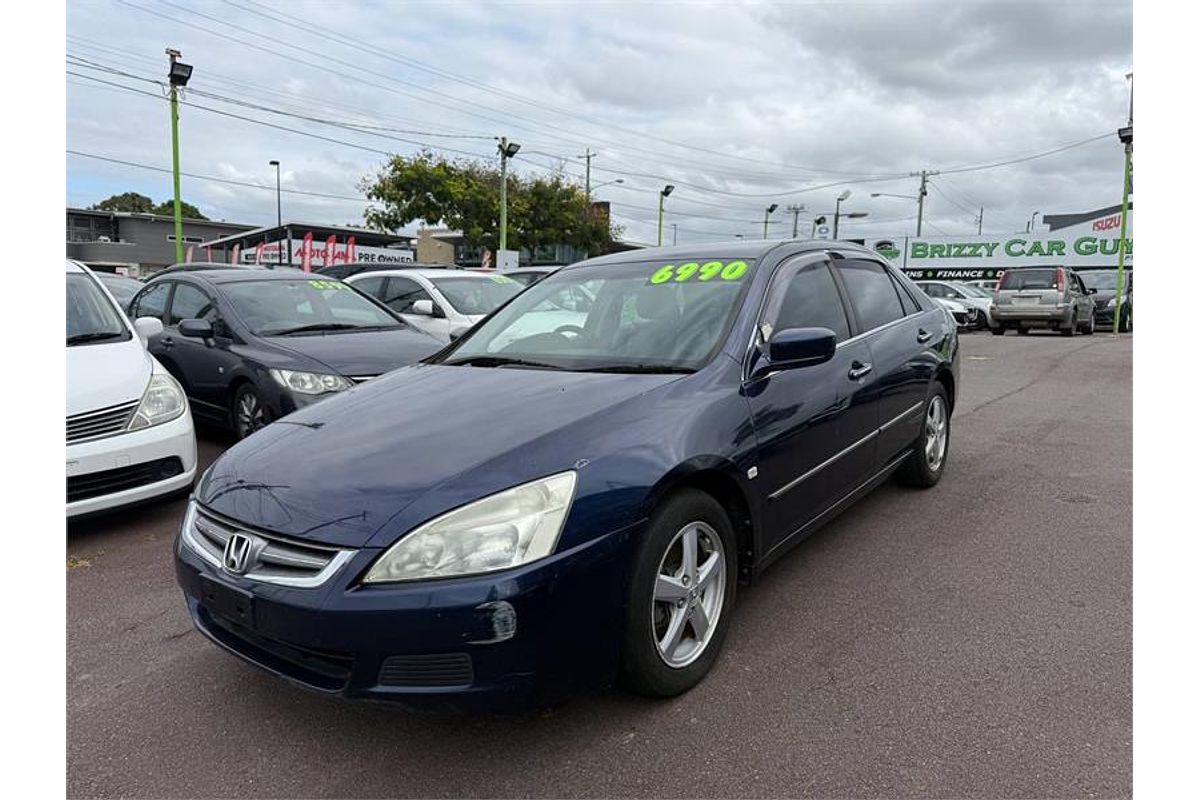 2005 Honda ACCORD VTi 40
