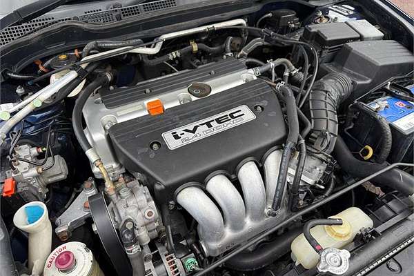 2005 Honda ACCORD VTi 40