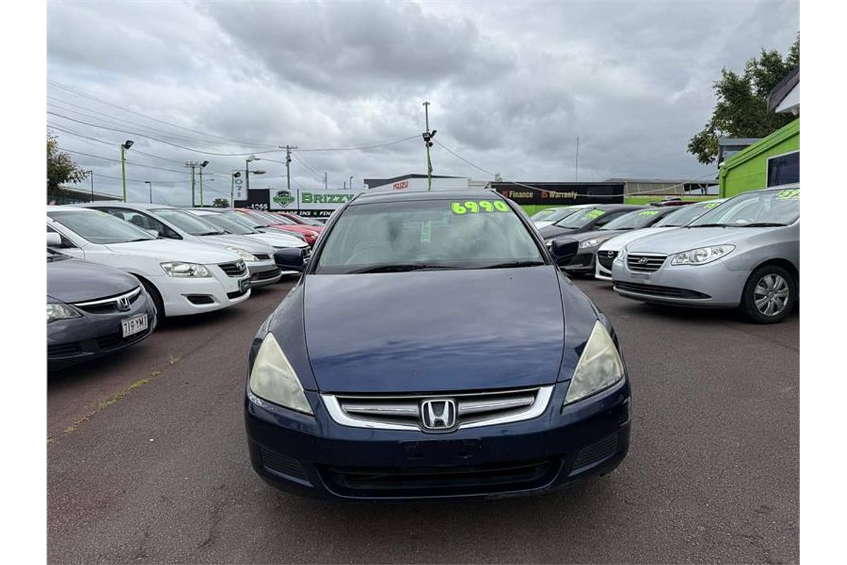 2005 Honda ACCORD VTi 40