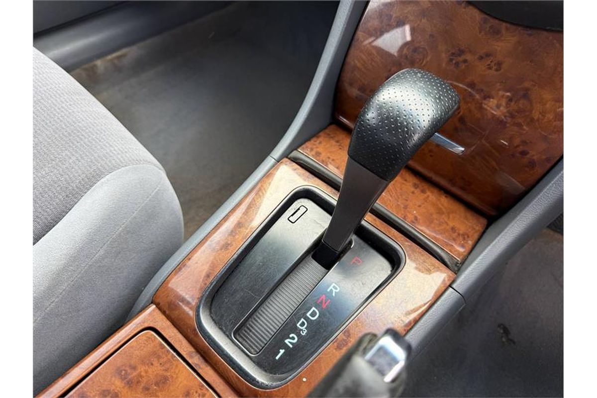 2005 Honda ACCORD VTi 40