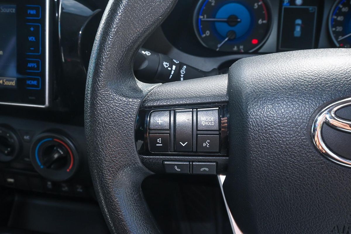 2020 Toyota Hilux SR GUN126R 4X4
