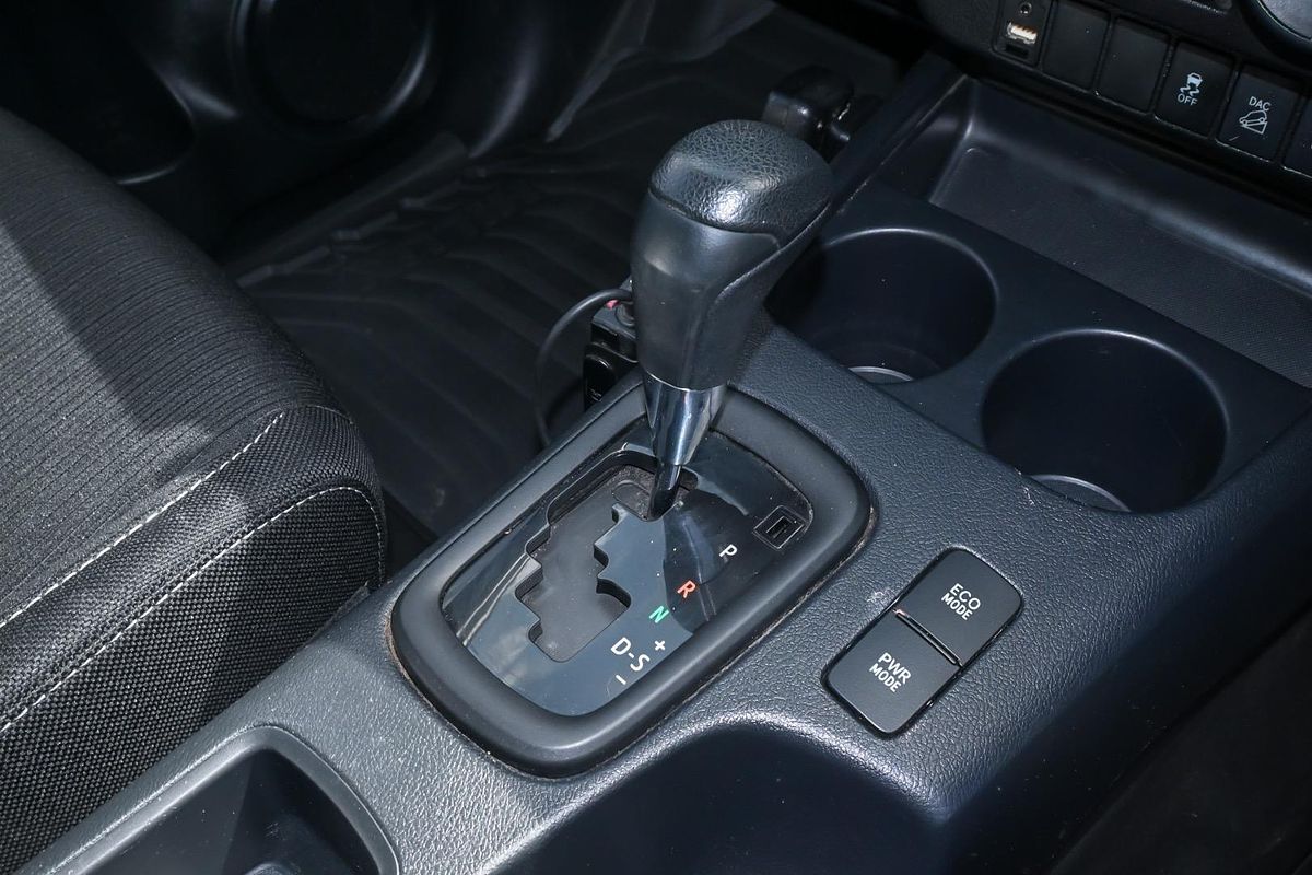 2020 Toyota Hilux SR GUN126R 4X4