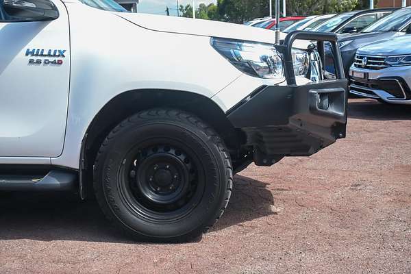 2020 Toyota Hilux SR GUN126R 4X4
