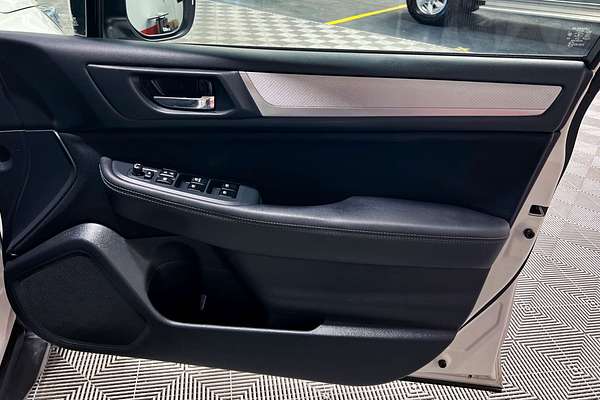 2020 Subaru Outback 2.5i 5GEN