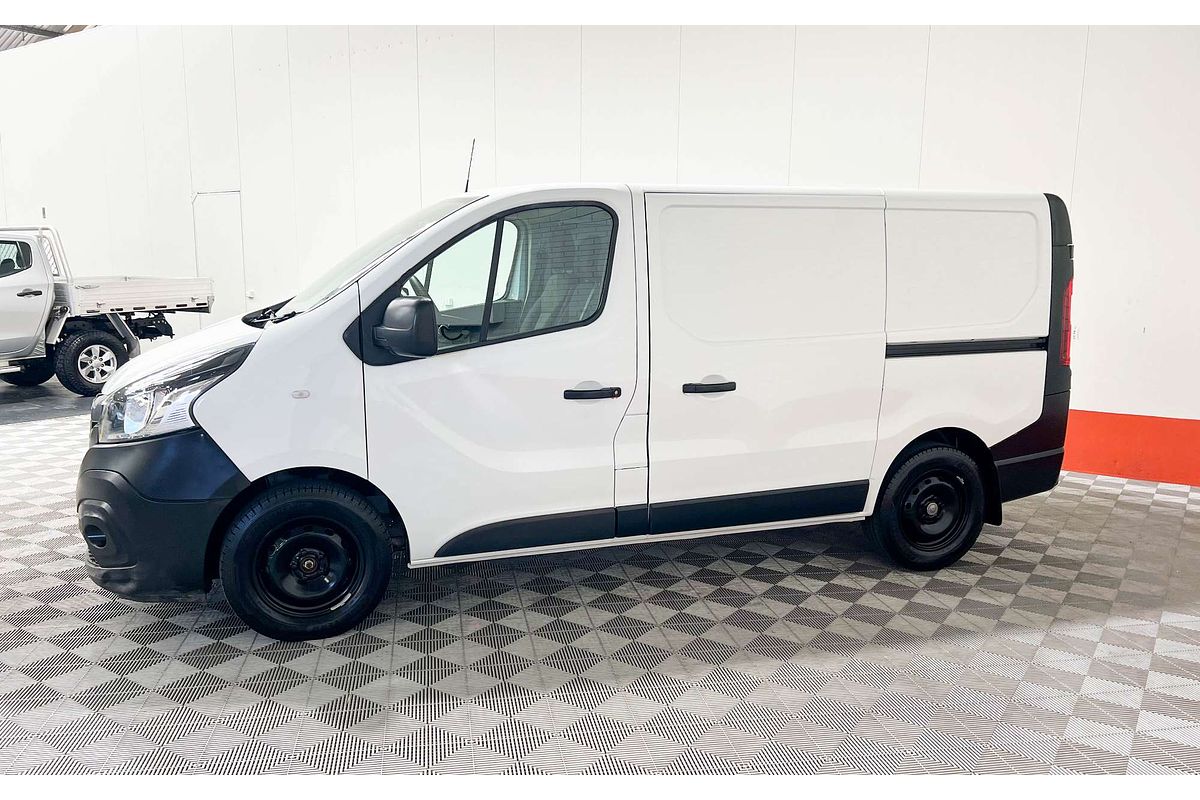 2021 Mitsubishi Express GLX SN SWB