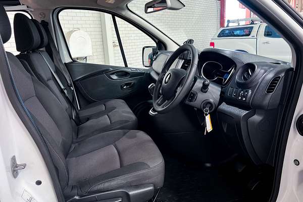 2021 Mitsubishi Express GLX SN SWB