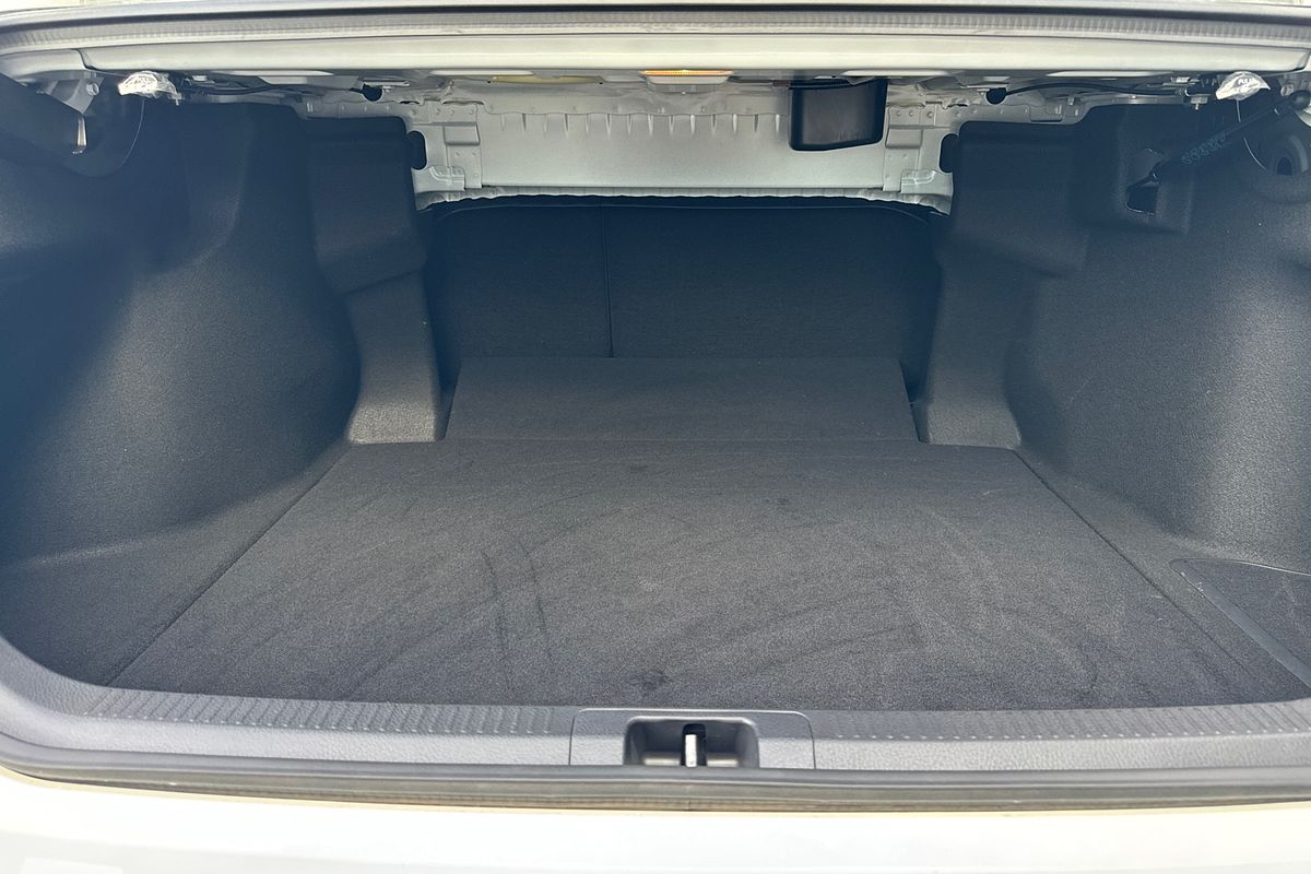 2021 Toyota Camry Ascent Sport AXVH70R