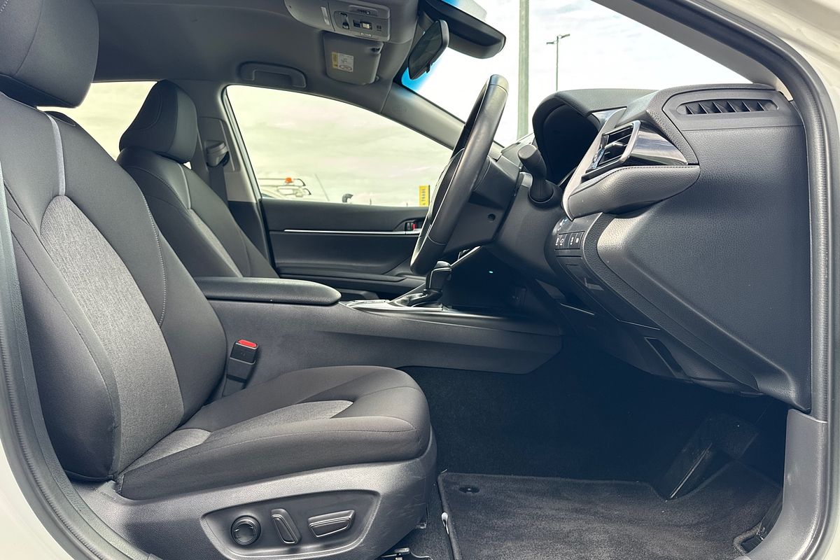2021 Toyota Camry Ascent Sport AXVH70R