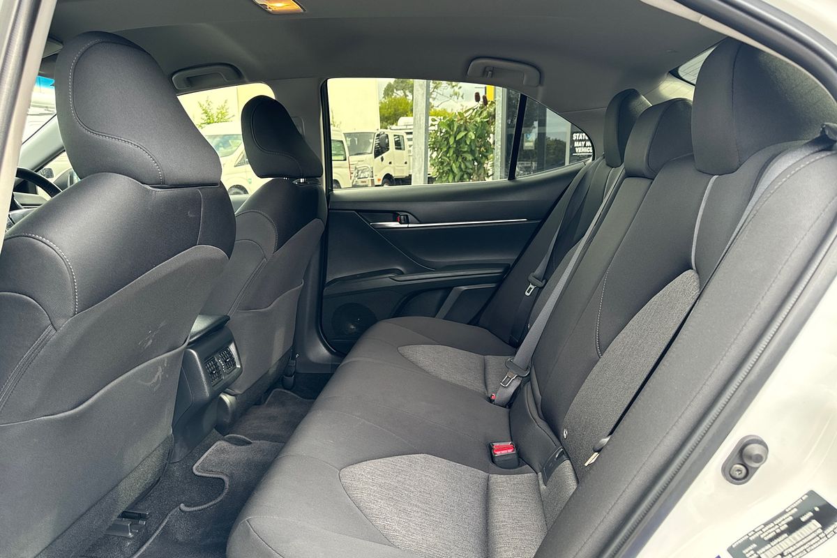 2021 Toyota Camry Ascent Sport AXVH70R