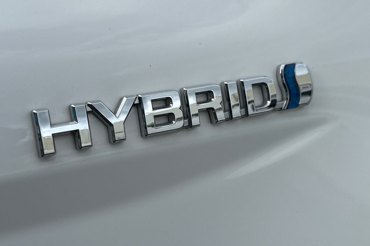 2021 Toyota Camry Ascent Sport AXVH70R