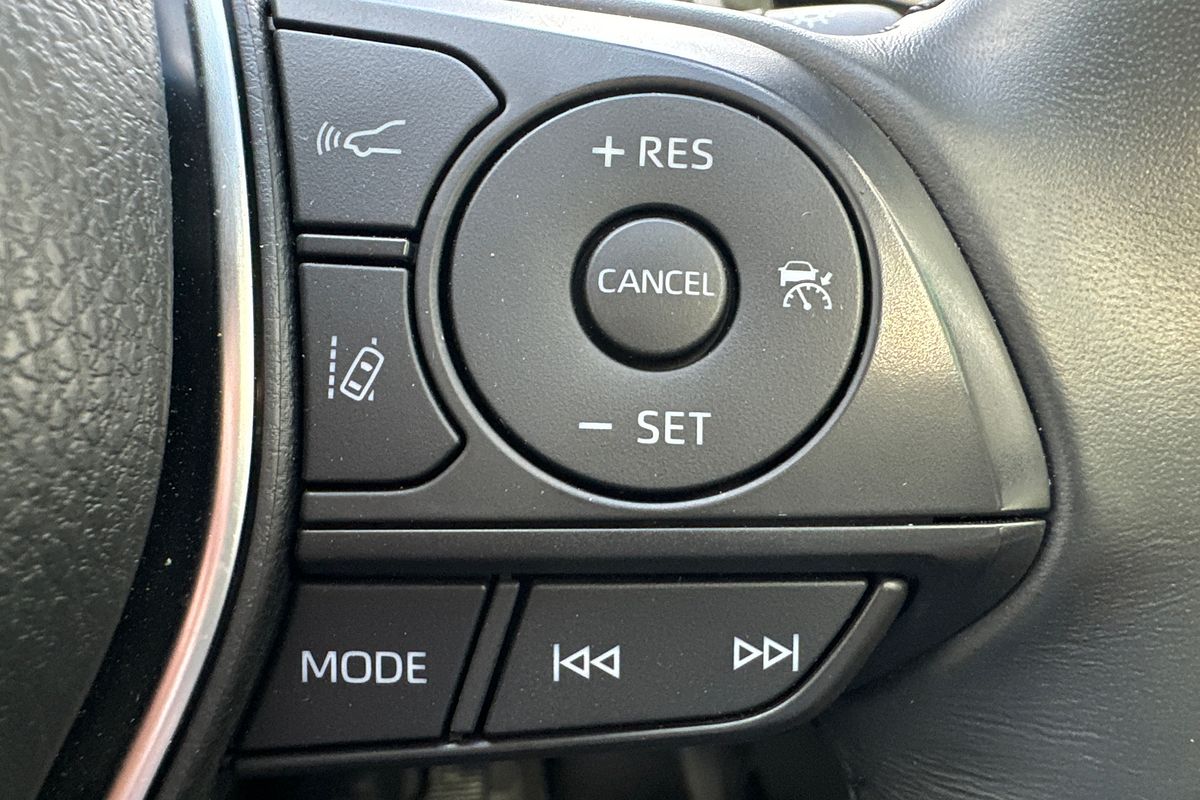 2021 Toyota Camry Ascent Sport AXVH70R