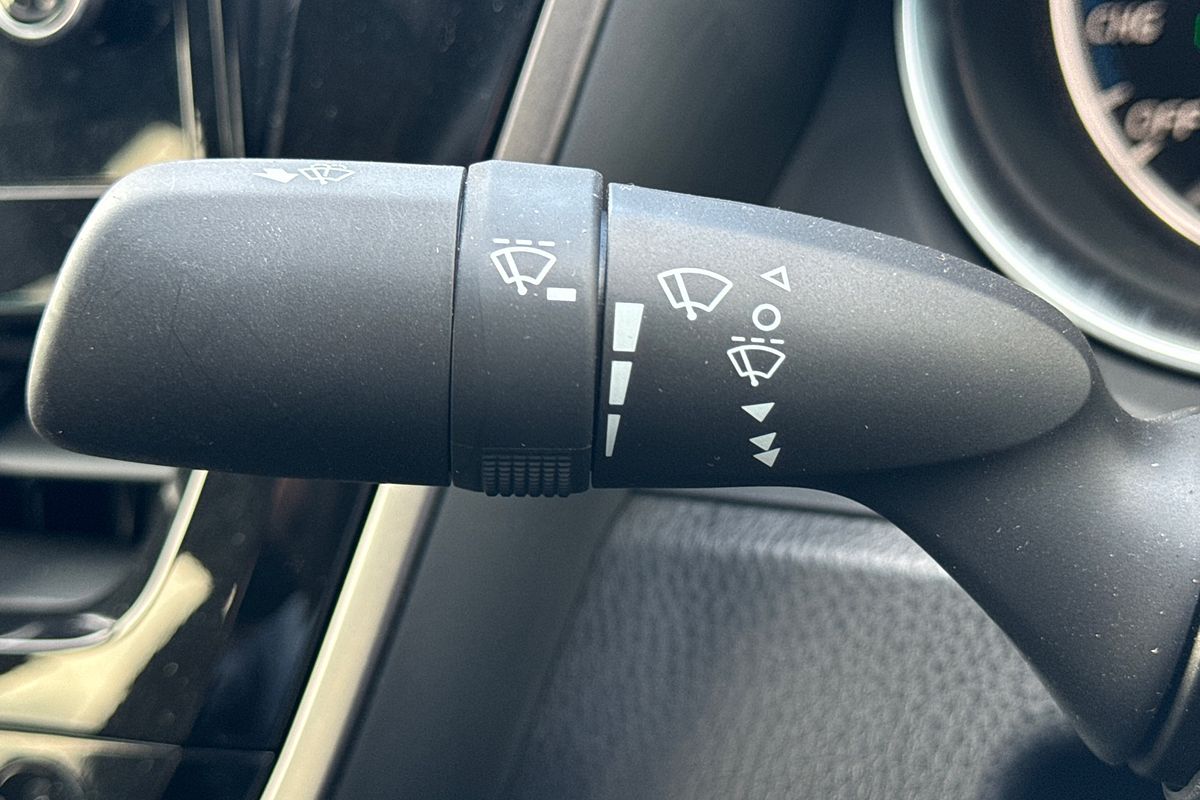 2021 Toyota Camry Ascent Sport AXVH70R