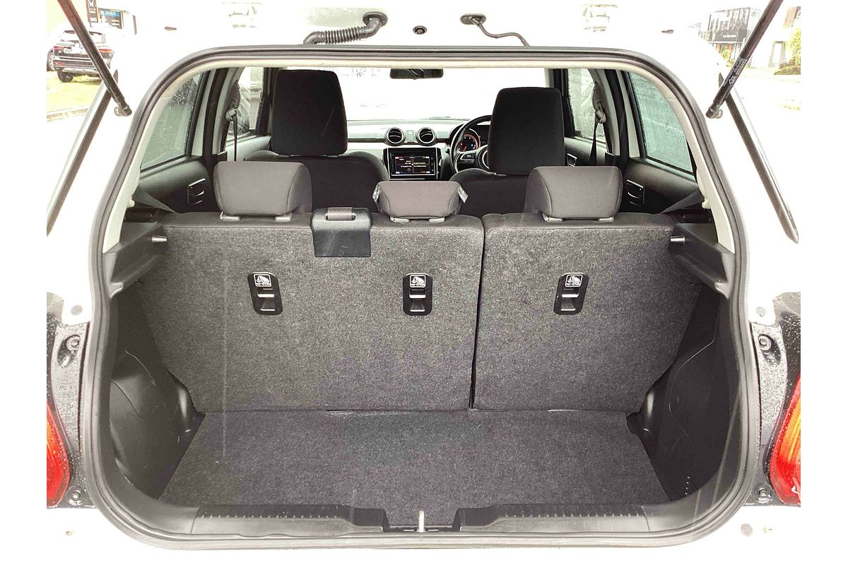 2018 Suzuki Swift GL Navigator AZ