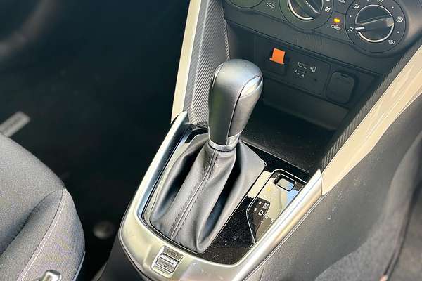 2024 Mazda 2 G15 Pure DJ Series