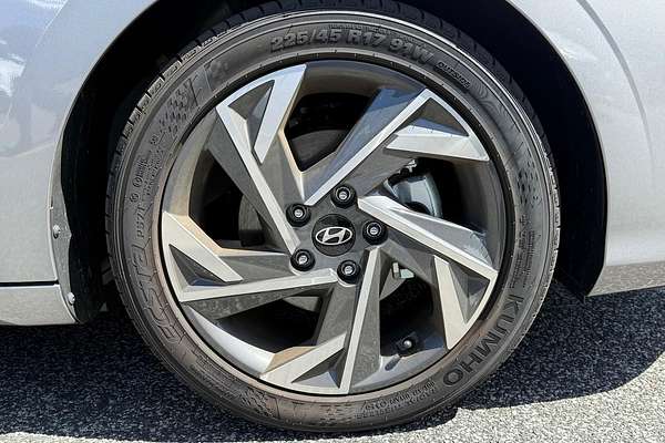 2024 Hyundai i30 Premium CN7.V2