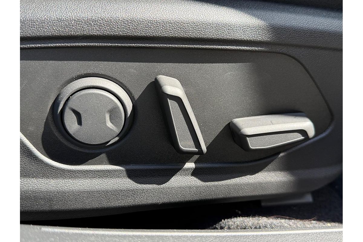 2024 Hyundai i30 Premium CN7.V2