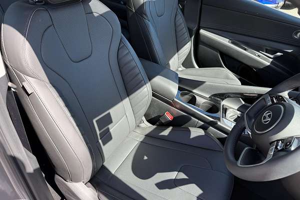 2024 Hyundai i30 Premium CN7.V2