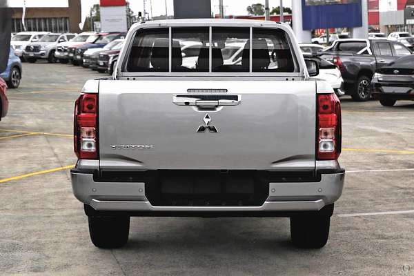 2024 Mitsubishi Triton GLX MV 4X4