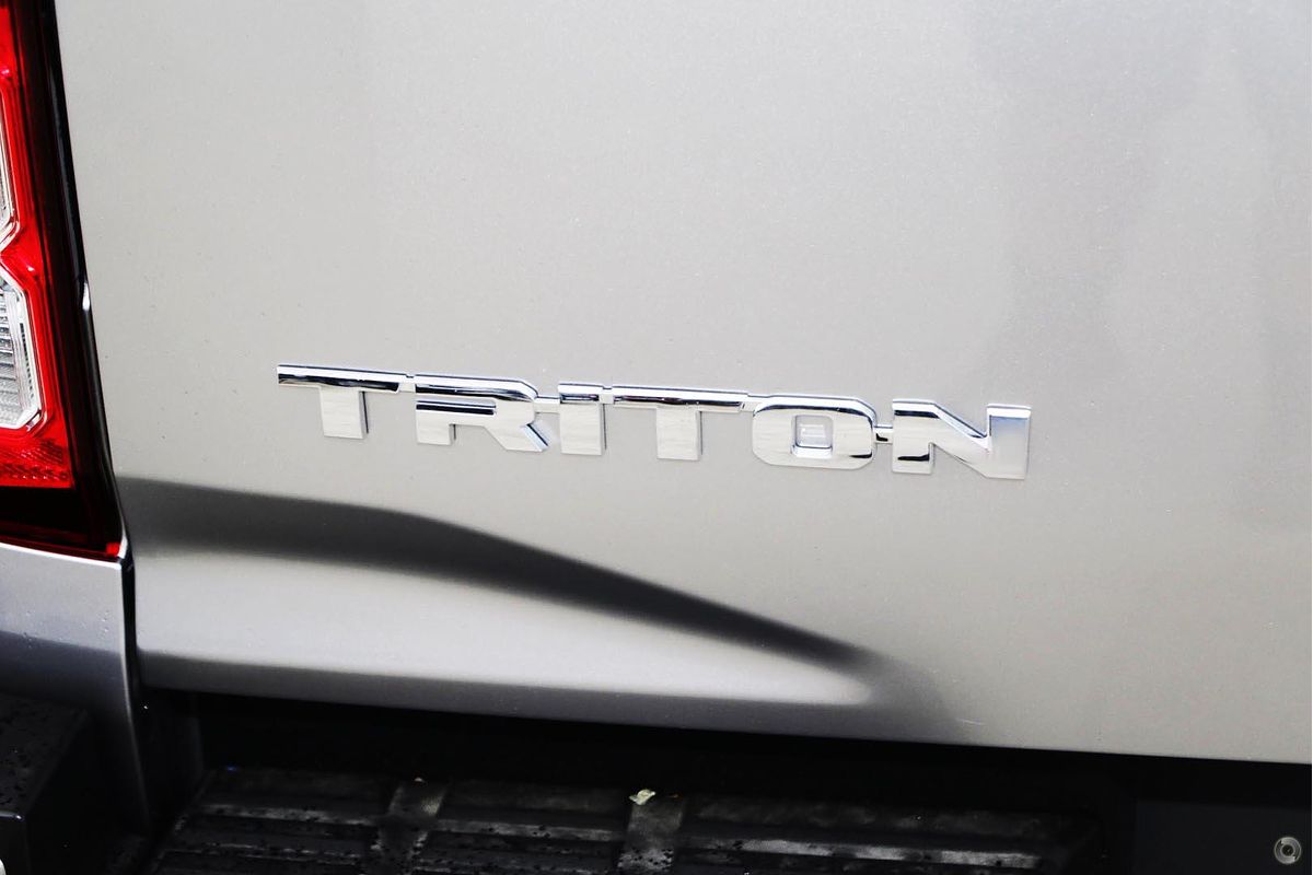 2024 Mitsubishi Triton GLX MV 4X4
