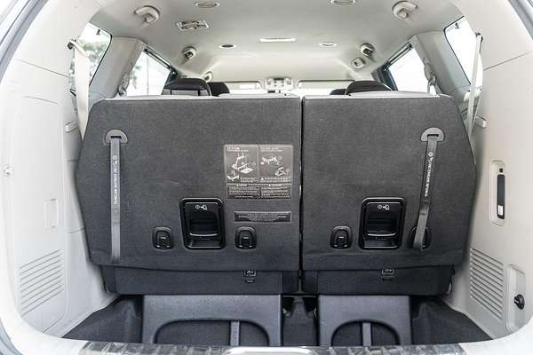 2019 Kia Carnival Platinum YP