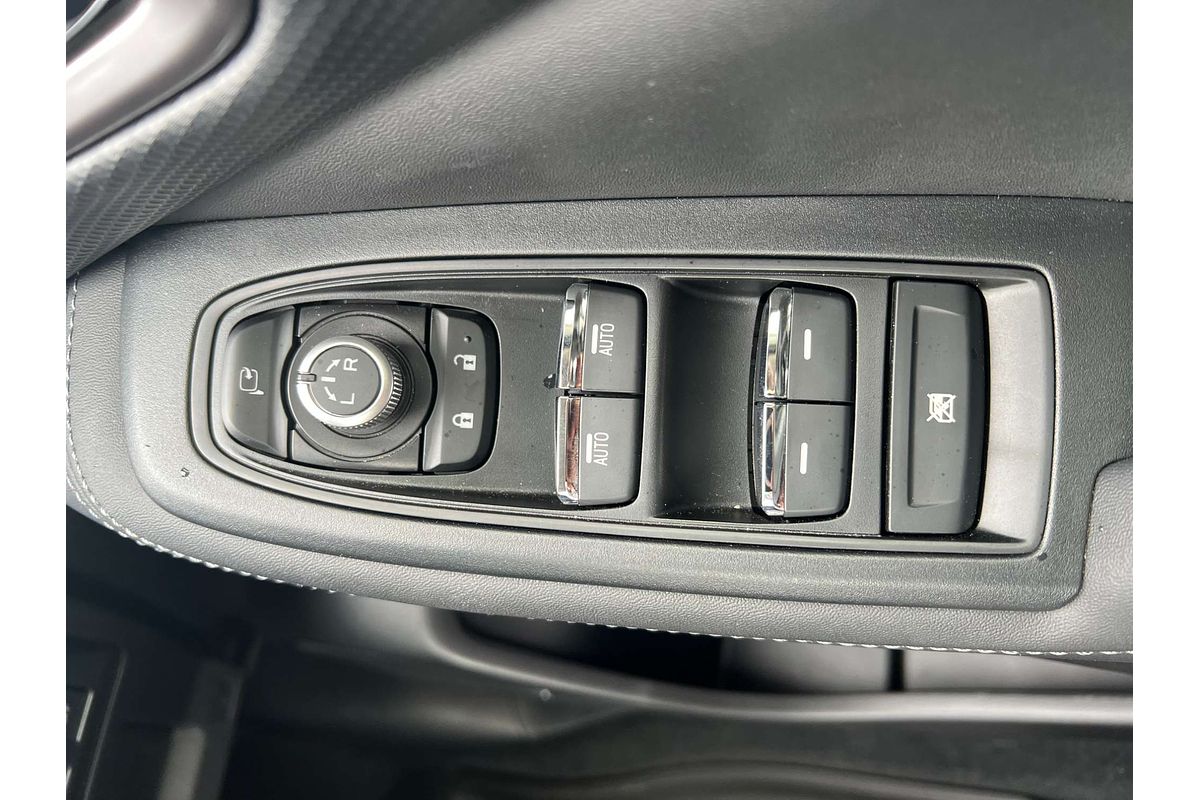 2023 Subaru Forester Hybrid S S5