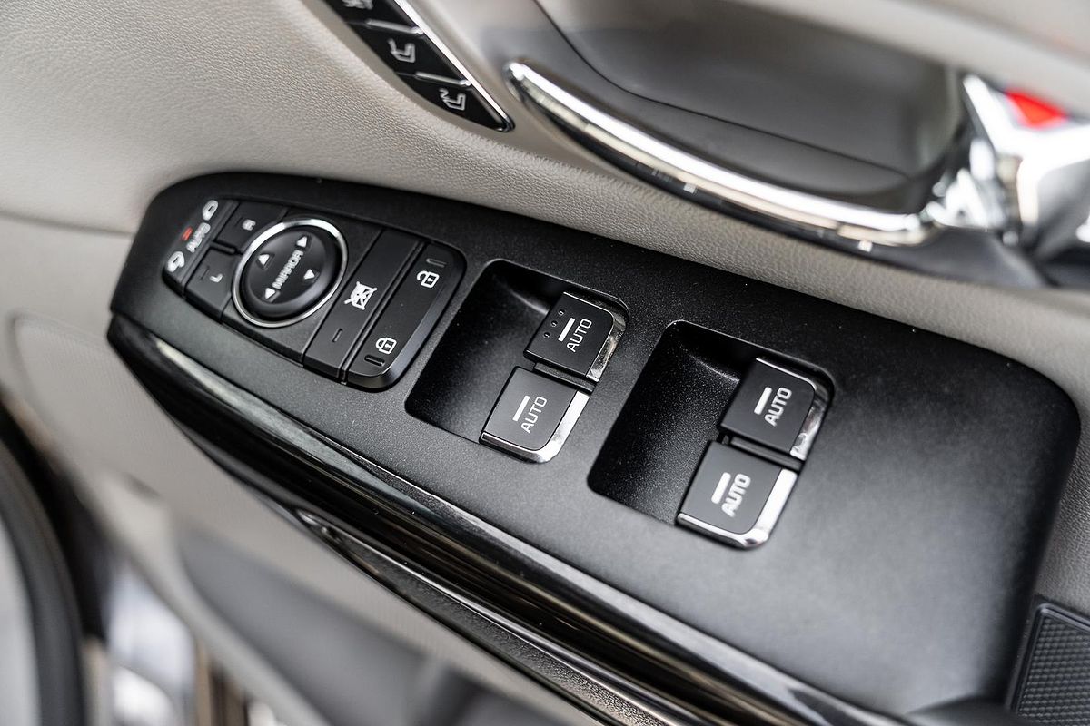 2019 Kia Carnival Platinum YP