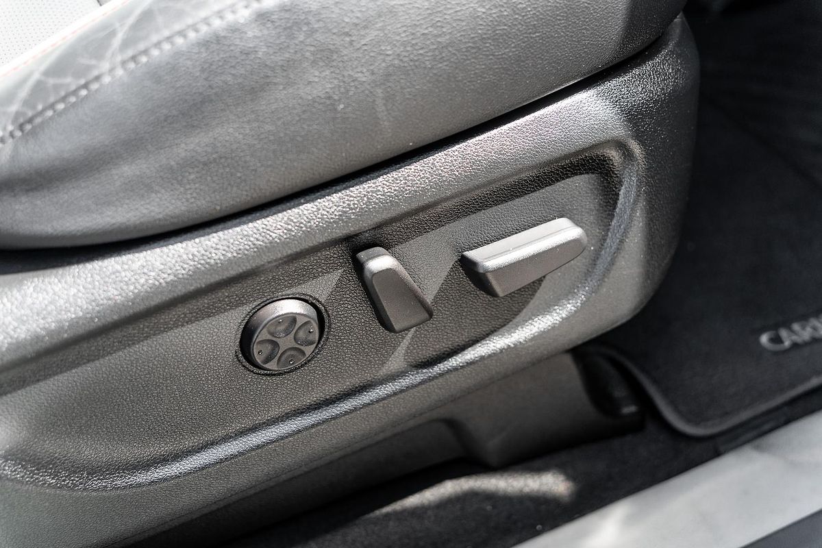 2019 Kia Carnival Platinum YP