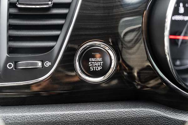 2019 Kia Carnival Platinum YP