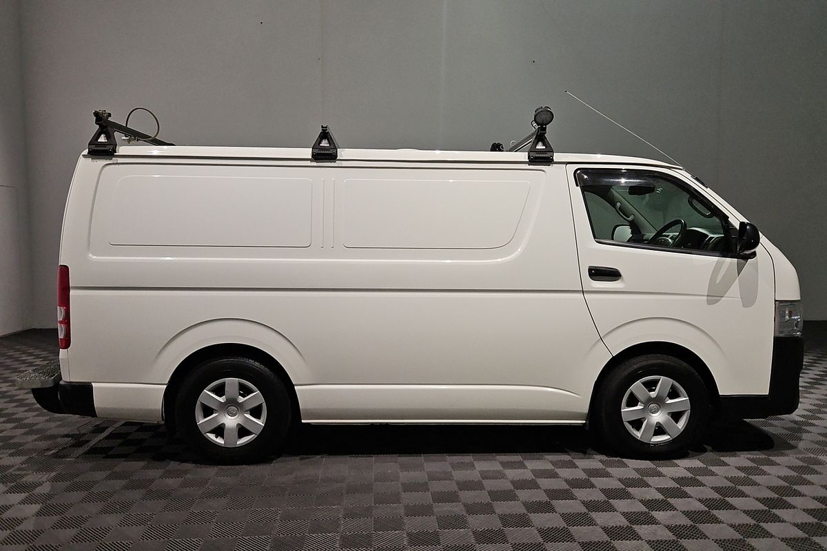 2017 Toyota Hiace KDH201R LWB