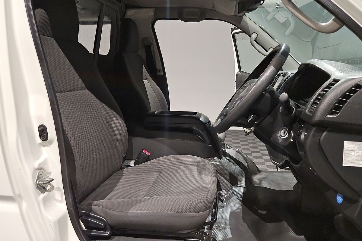 2017 Toyota Hiace KDH201R LWB