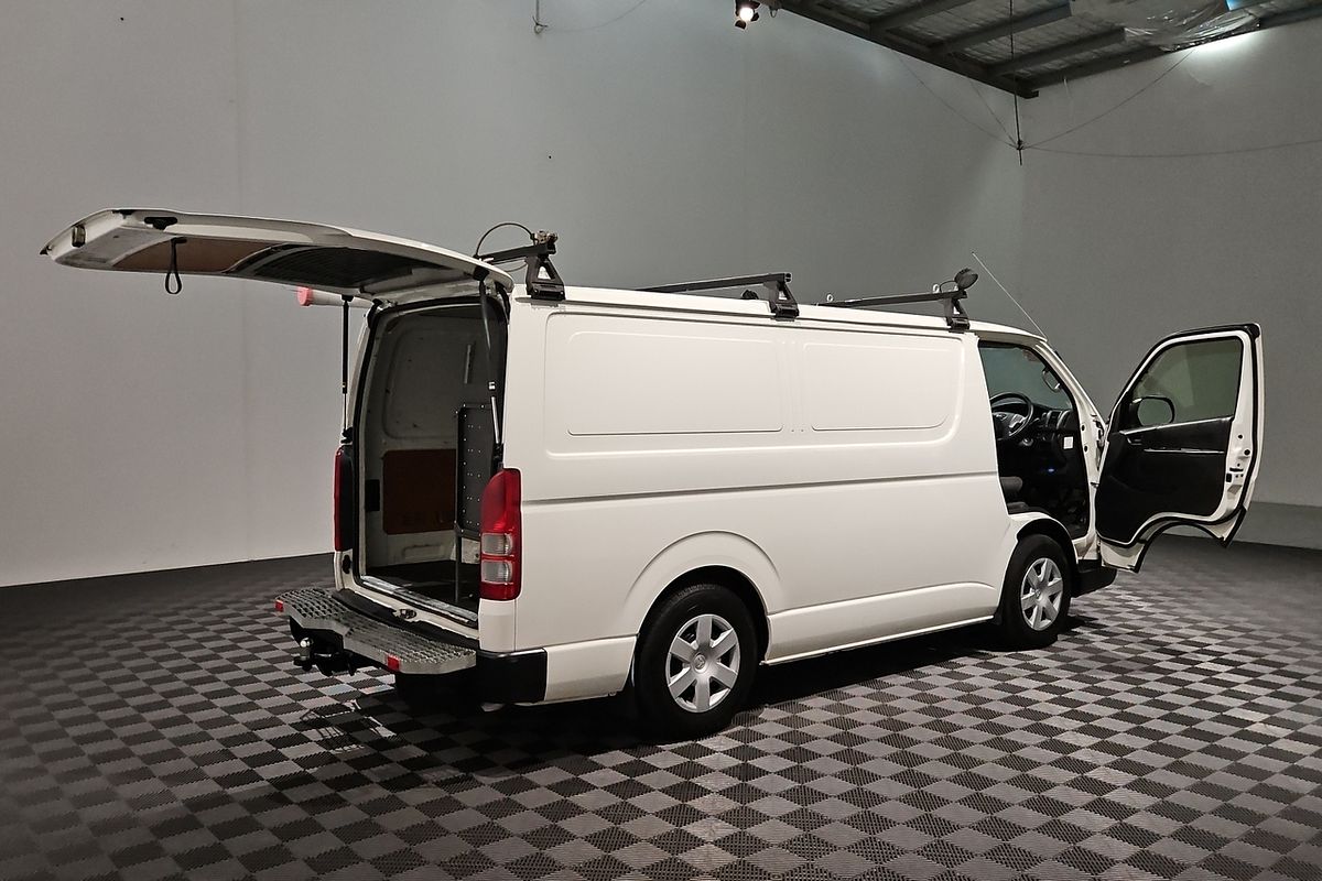 2017 Toyota Hiace KDH201R LWB