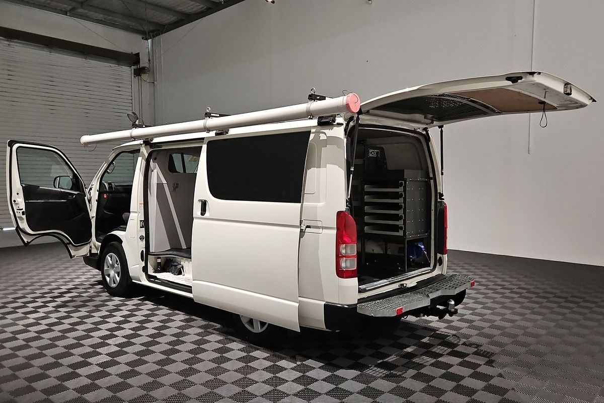 2017 Toyota Hiace KDH201R LWB