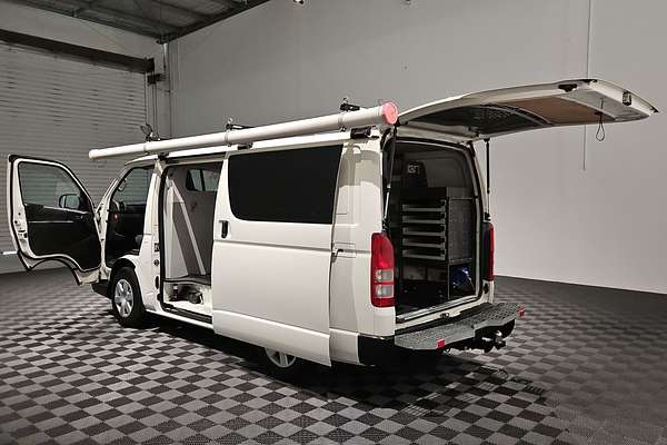 2017 Toyota Hiace KDH201R LWB
