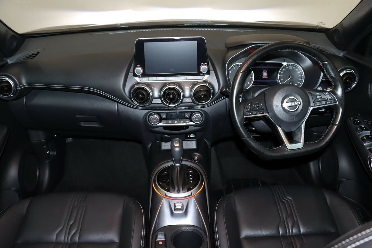 2023 Nissan JUKE ST-L F16