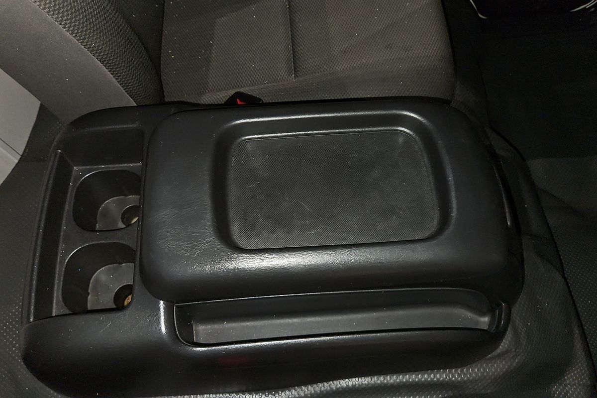 2017 Toyota Hiace KDH201R LWB