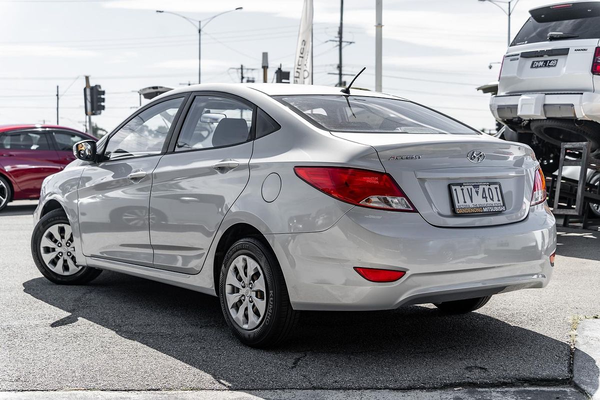 2016 Hyundai Accent Active RB3